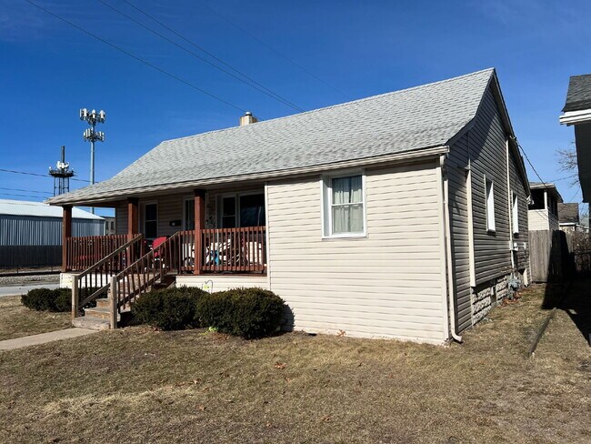 Foto del edificio - 403 Kenwood St