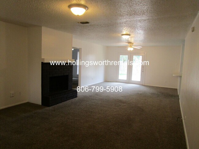 Foto del edificio - Home 3 Bedrooms, 2 Bathrooms, 2 Car Garage