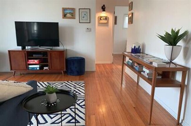 Foto del edificio - 203 Buena Vista Dr