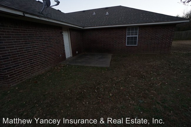 Building Photo - 3 br, 2 bath House - 221 N 43rd St