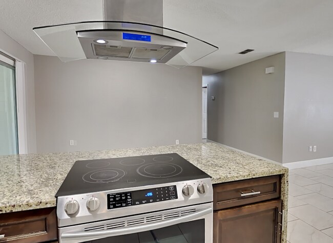 Building Photo - 241 W Citrus St