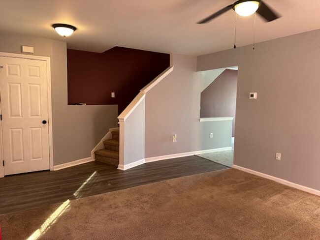 Foto del edificio - 54 Woodmyre Ln