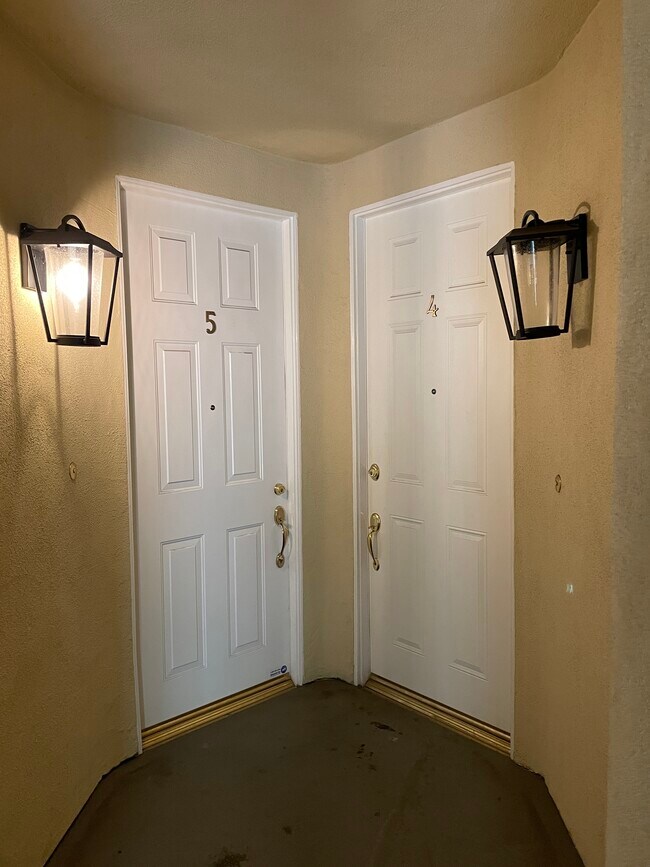 Foto del edificio - 4600 Don Lorenzo Dr