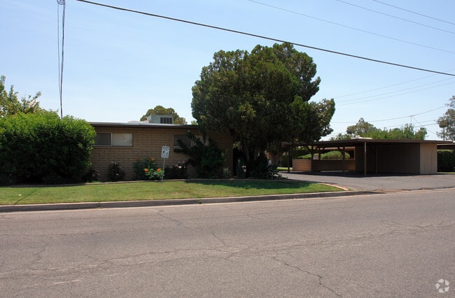 Building Photo - Rose Vista Manor