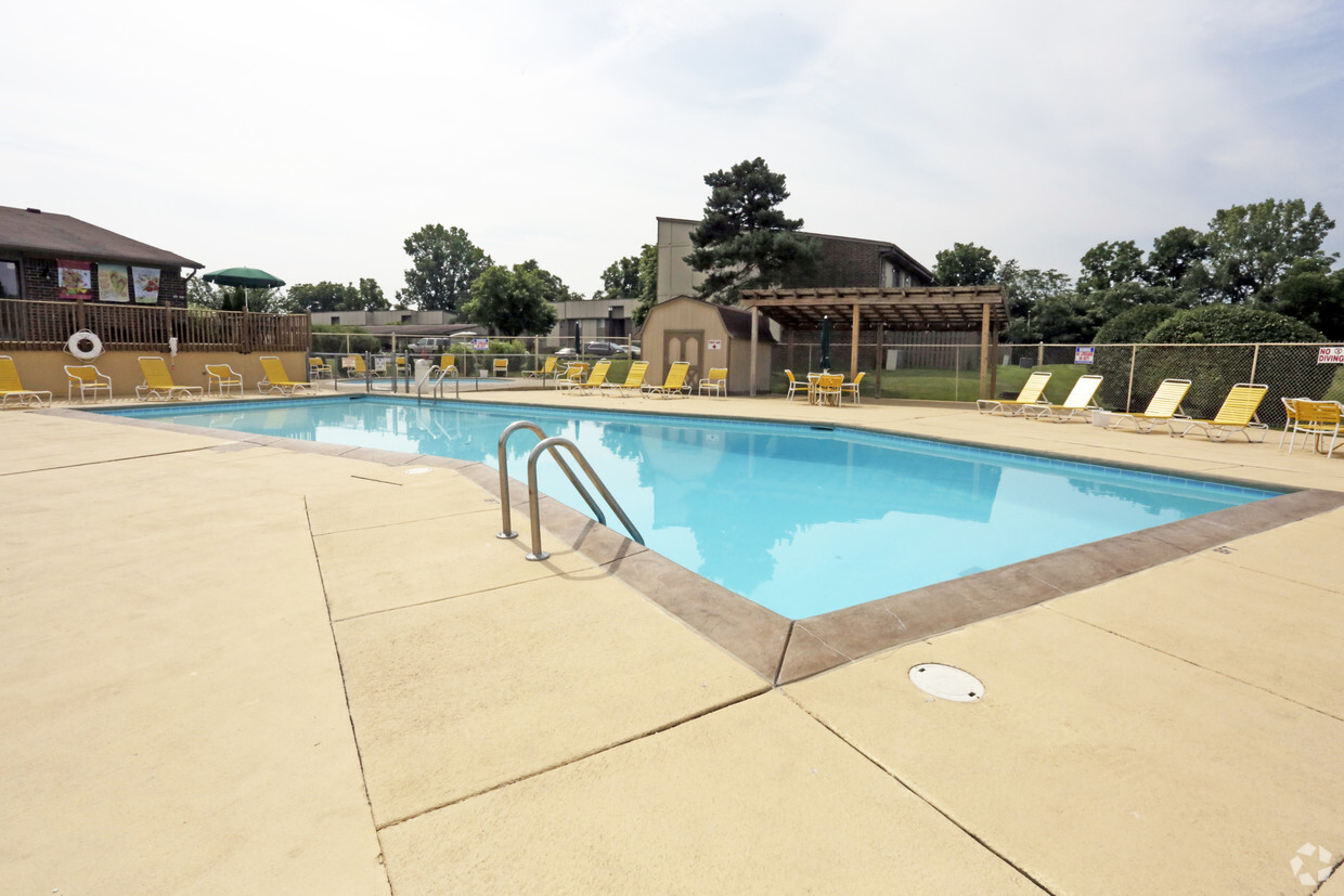 Primary Photo - Villages on Madison Apartments