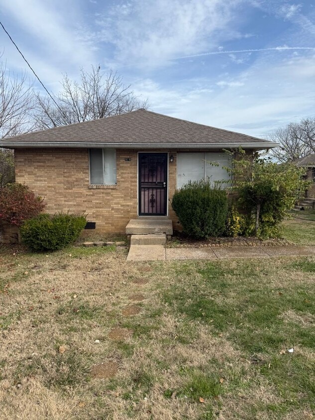 Primary Photo - 2 bedrooms/ Nashville