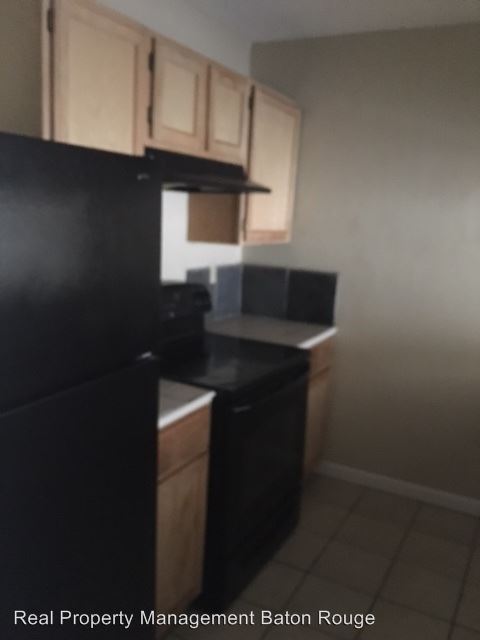 Building Photo - 1819 Southpointe Dr