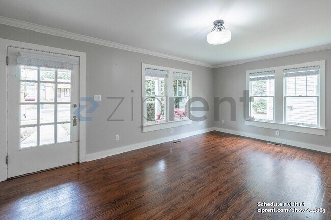 Foto del edificio - 808 Beirne Ave NE