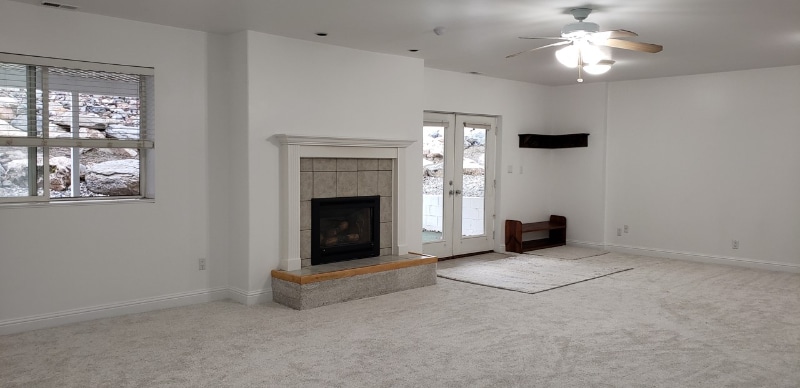 Primary Photo - 103 Applewood Dr