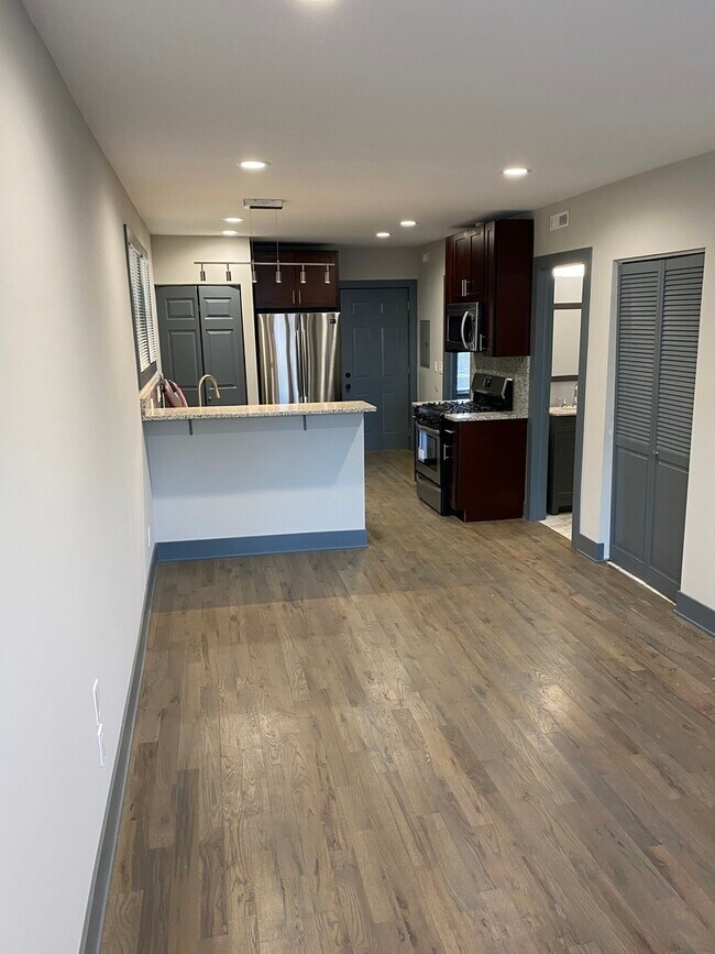Foto del edificio - 3729 W Palmer St