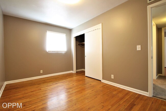 Building Photo - 5011-5015 Poppleton Ave