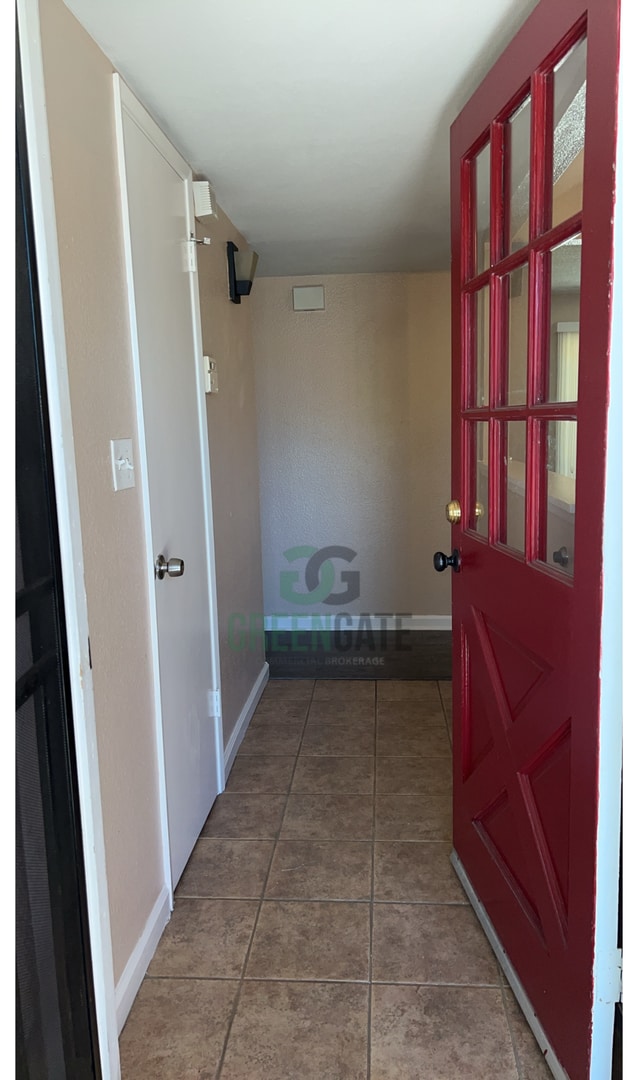 Building Photo - 3 BEDROOM 2 BATH MOVE IN READY IN MODESTO!!