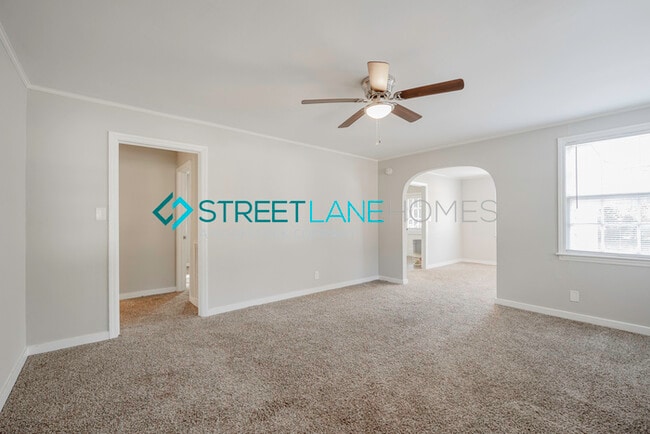 Building Photo - Charming 3 bedroom home in Columbus!