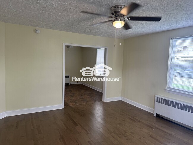Foto del edificio - 8560 Willow Oak Rd