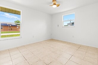 Building Photo - 1057 Tropical Ave NW