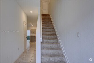 Building Photo - 1170 SW 7th Ct