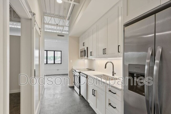 Building Photo - The Westover