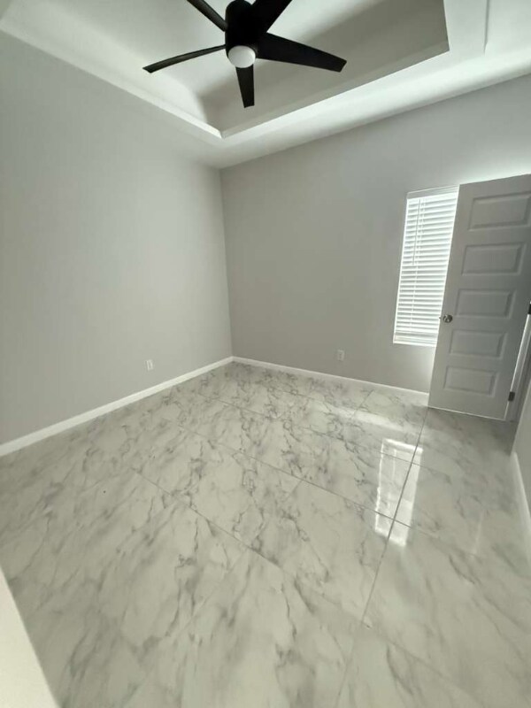 Foto del edificio - 5808 Northwestern Ave