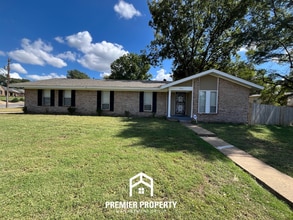 Building Photo - 5374 Hudgins Rd