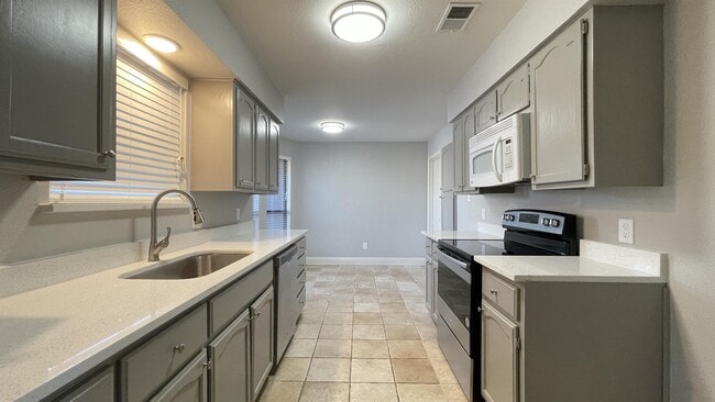 Foto del edificio - 2217 Roman Ct