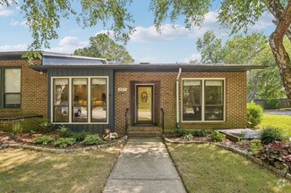 Building Photo - 507 Apple Ln