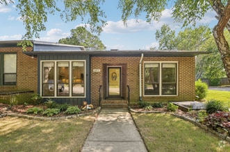 507 Apple Ln