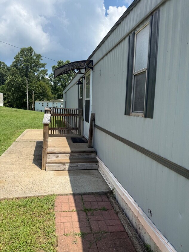 Foto principal - 2 Bedroom / 2 Bathroom Mobile Home in high...