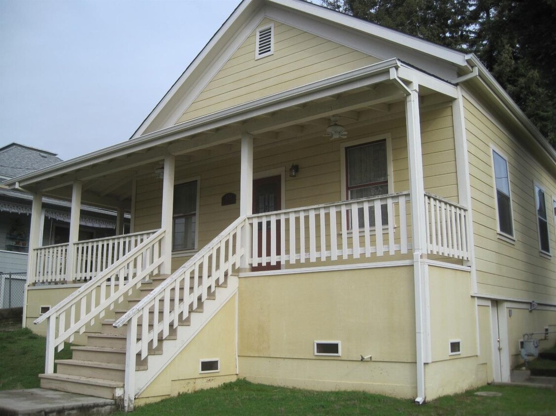 Primary Photo - Downtown Jackson Home