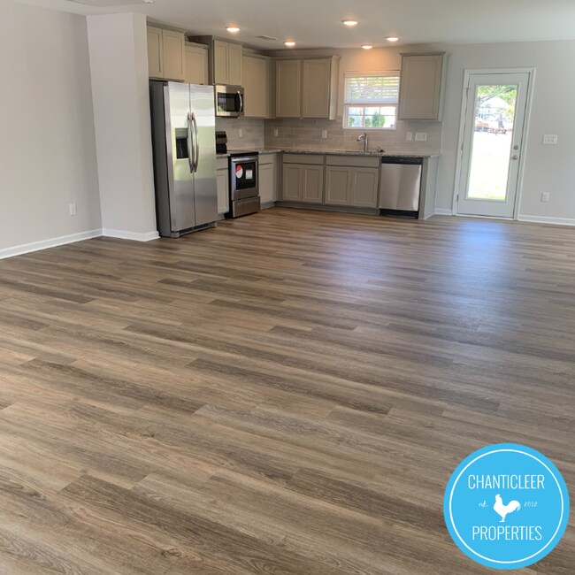Building Photo - 2424 Kings Cross Ct