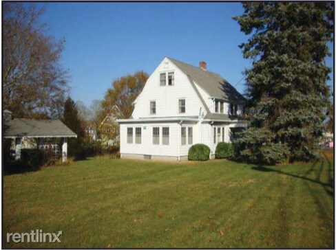 Building Photo - 3 Smiths Ln