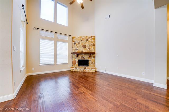 Building Photo - 10125 Waterstone Way