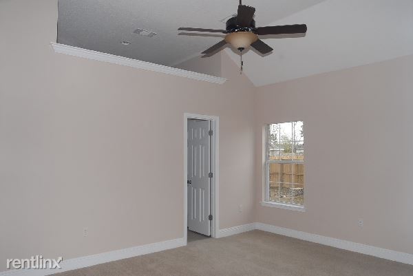 Foto del edificio - 3 br, 2 bath House - 11920 Alexis Ln
