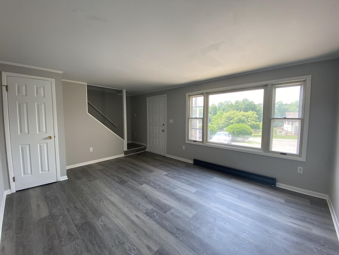 Foto principal - 124 Third St