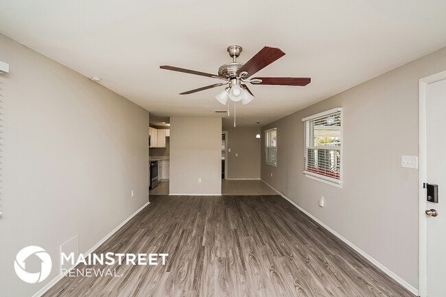 Building Photo - 10246 108th Ave N