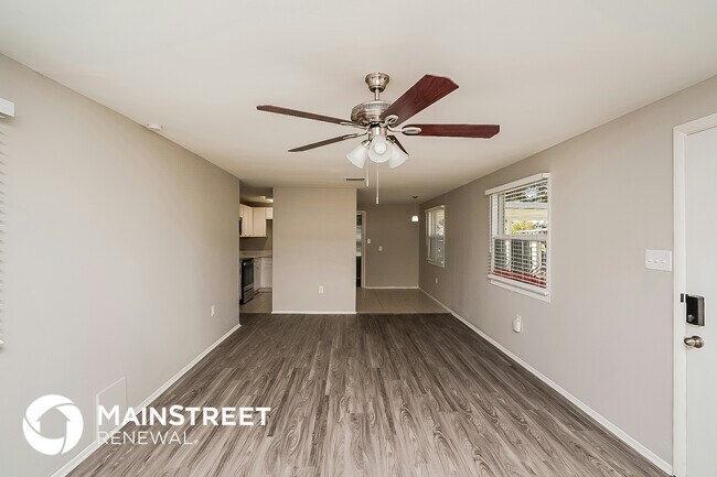 Foto del edificio - 10246 108th Ave N