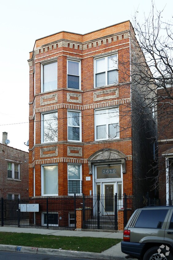 Building Photo - 2610 W Thomas St
