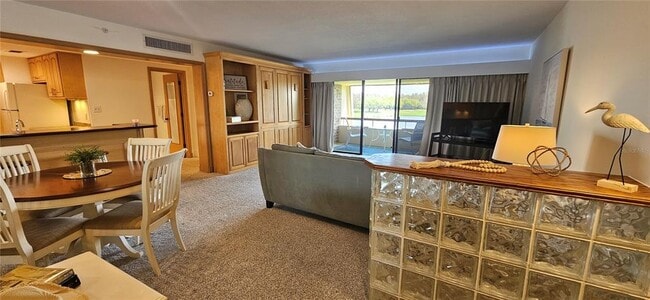 Foto del edificio - 36750 US Hwy 19 N