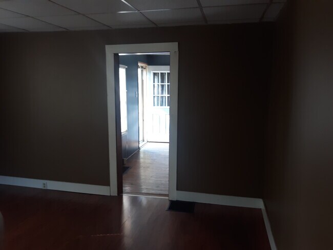 Building Photo - 509 Thomas