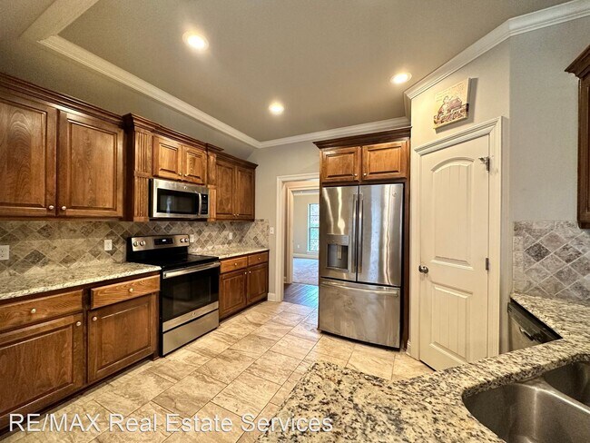 Foto del edificio - 3 br, 2 bath House - 1100 Bear Creek