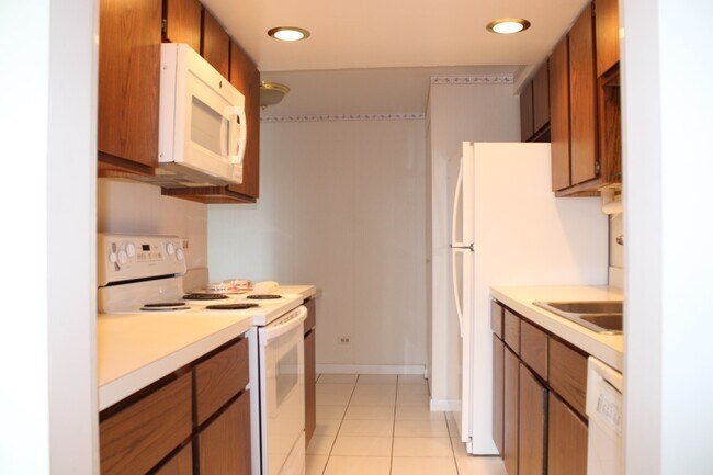 Foto del edificio - 6340 Americana Dr