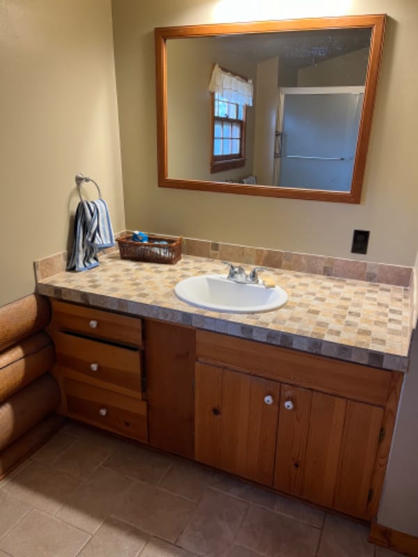 Building Photo - 502 Snowberry Ln