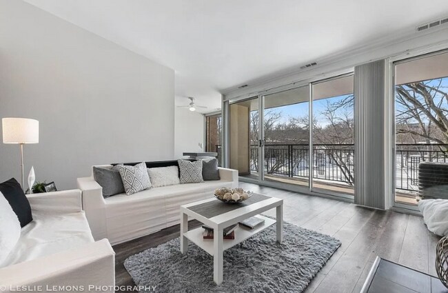 Building Photo - 6018 ELake Dr