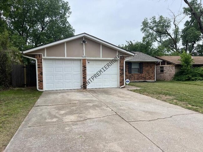 Building Photo - 4909 Cinderella Dr