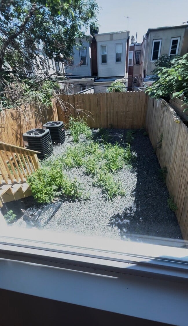 Photo - 869 N 43rd St (Philadelphia, PA) Apartment