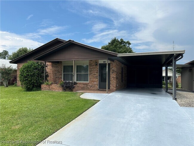 Building Photo - 4433 Sebring Ave