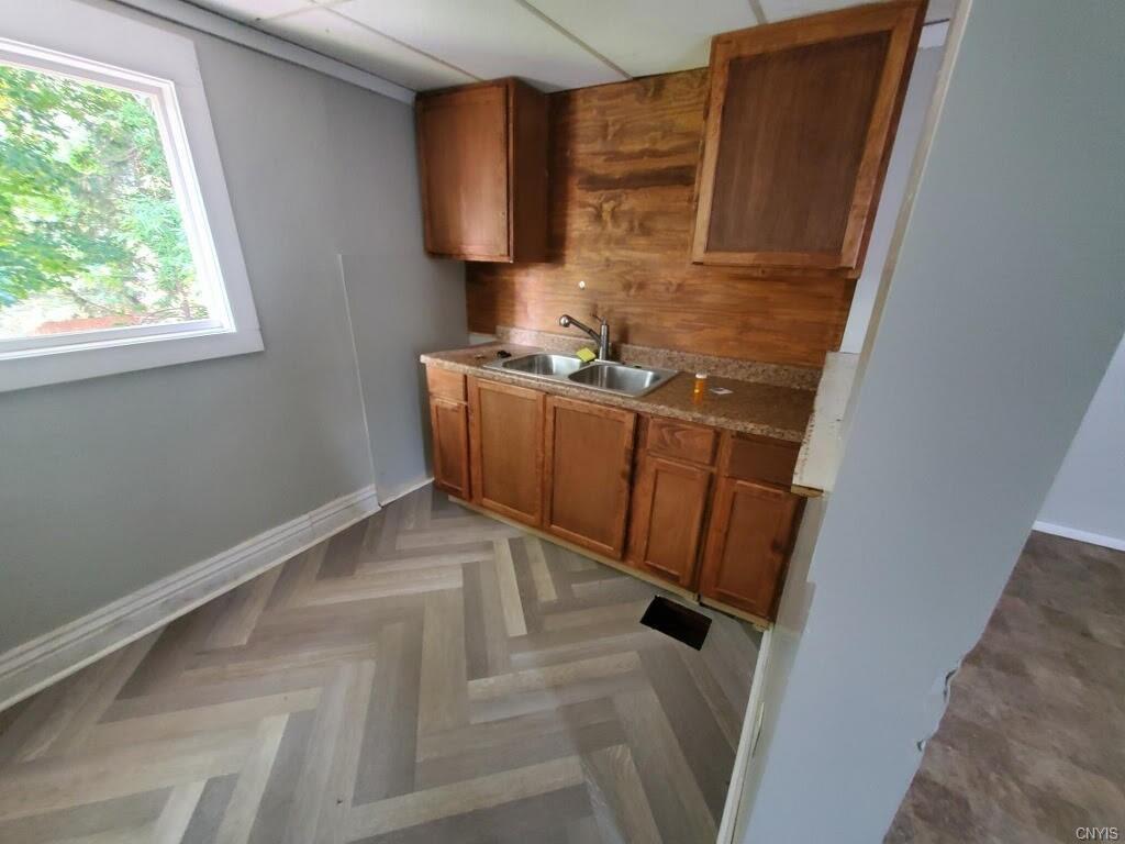 Building Photo - 113 E Lynde St