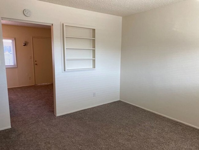 Foto del edificio - 1027 Felspar St