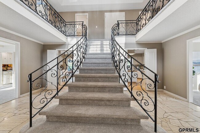 Foto del edificio - 9723 Fieldcrest Dr