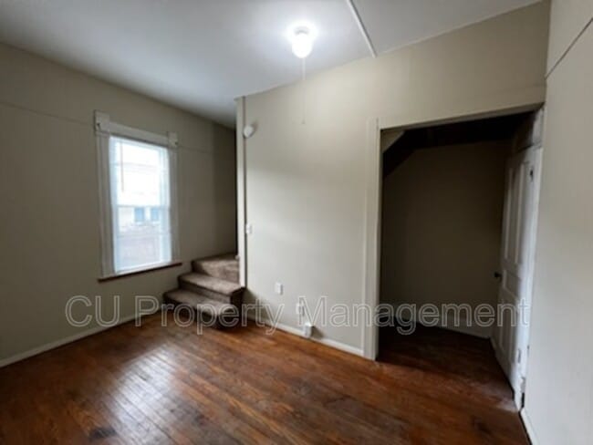 Building Photo - 603 W Union St