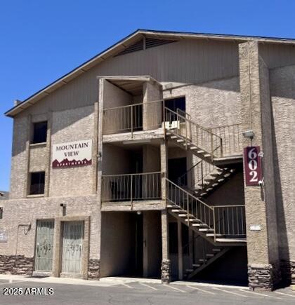 Building Photo - 602 E Townley Ave